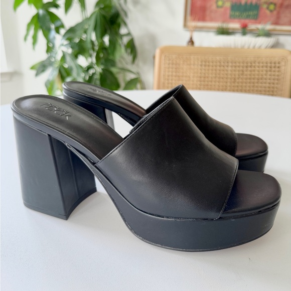 NORDSTROM RACK Vegan Leather Chunky Heels Black - Picture 2 of 6